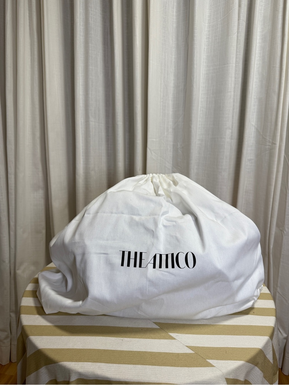 The Attico La Passeggiata Medium Top Handle Bag in black - Picture 10 of 10